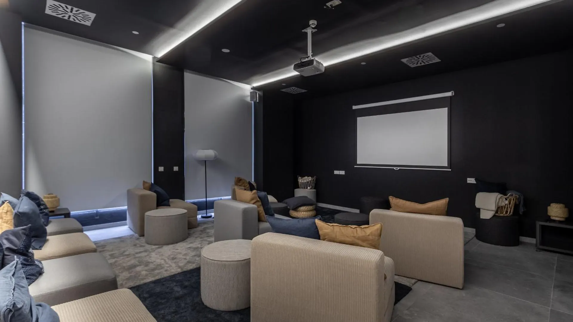 بيت للعطل فيلا Malaga Skyline 4 Pool & Parking Free إسبانيا