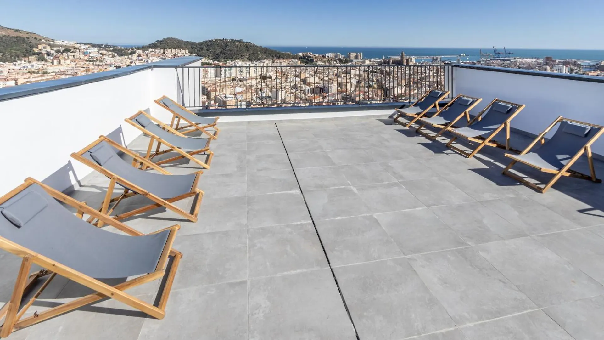 Malaga Skyline 4 Pool & Parking Free Villa Spain