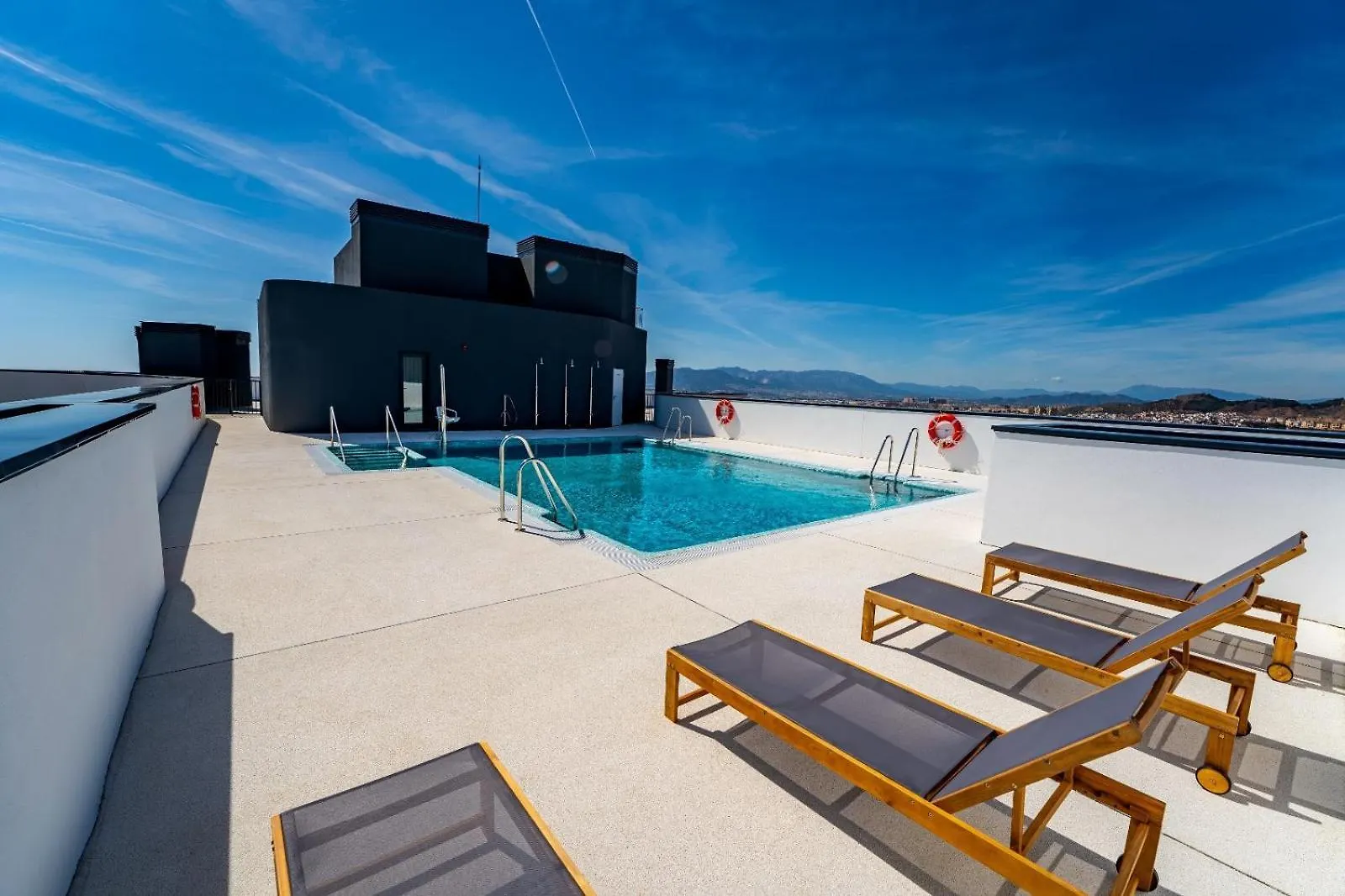 Malaga Skyline 4 Pool & Parking Free Villa 0*,